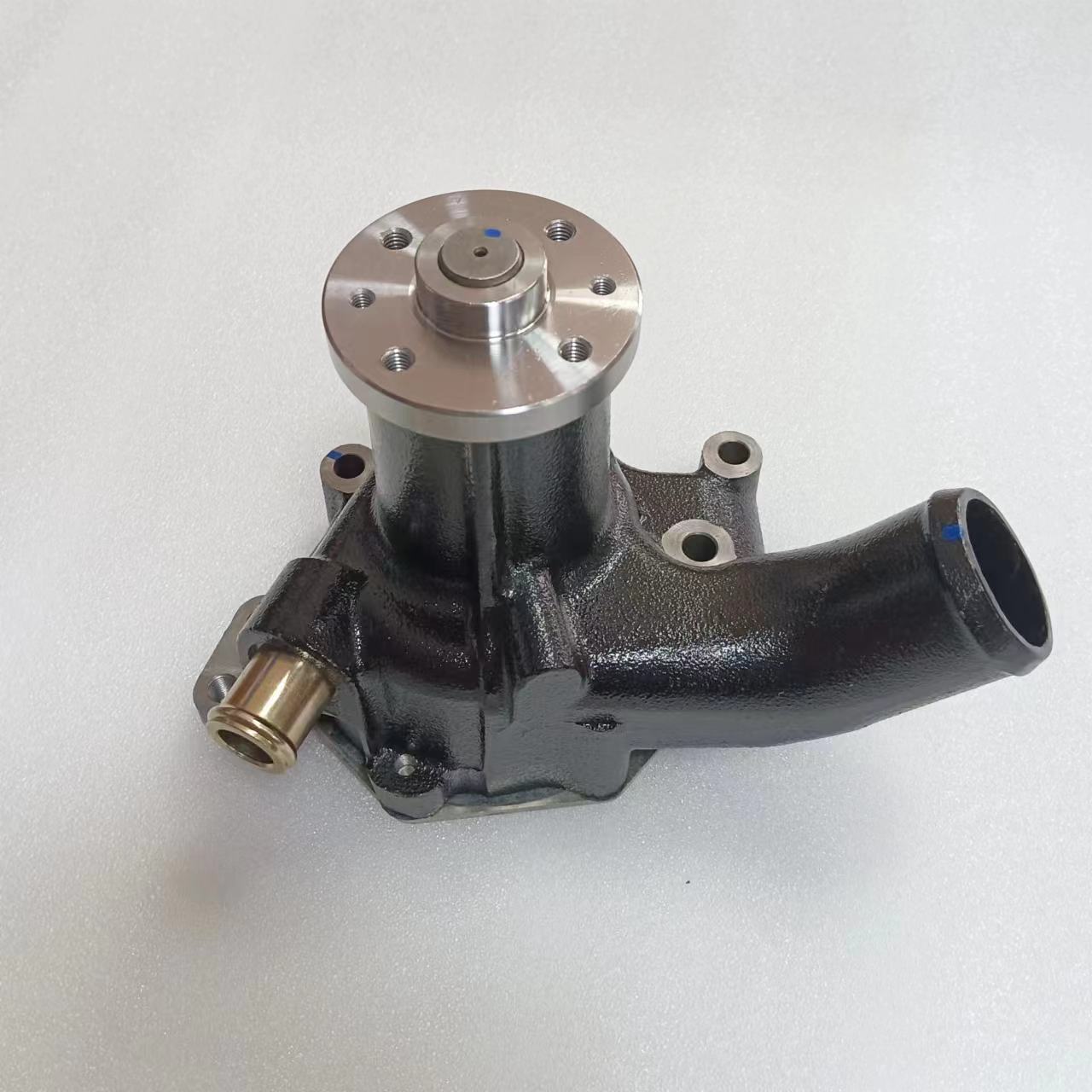 Excavator Spare Parts Diesel Engine Repair Kit 1136500171 Water Pump for Hitachi EX200LC-2 Excavator Diesel Engine Spare Parts